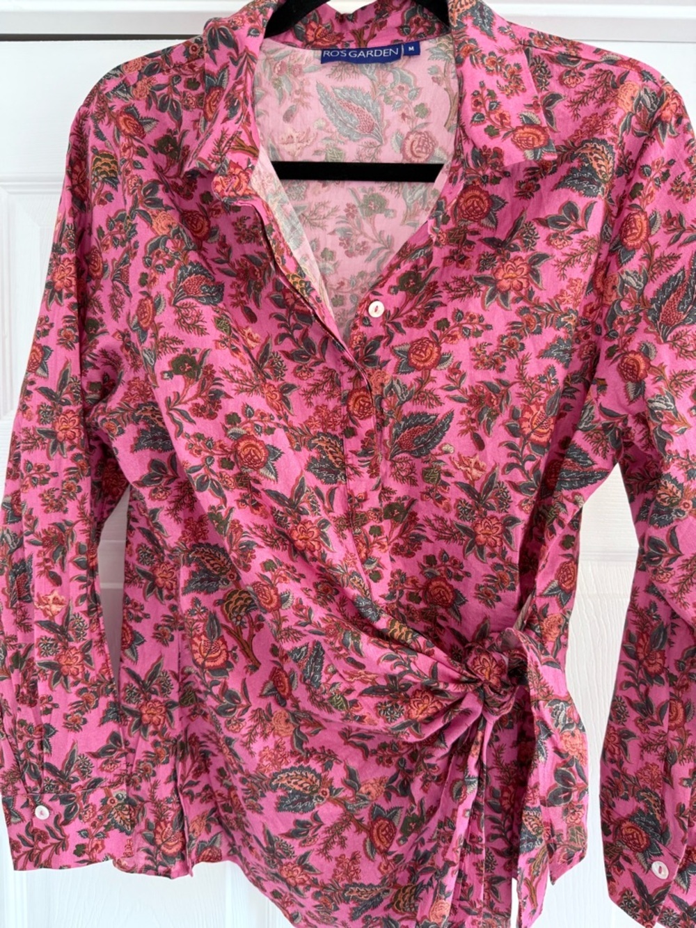 Ro’s Garden Pink Floral Cotton Wrap Blouse Tie Waist Button Front Top M - Picture 2 of 6